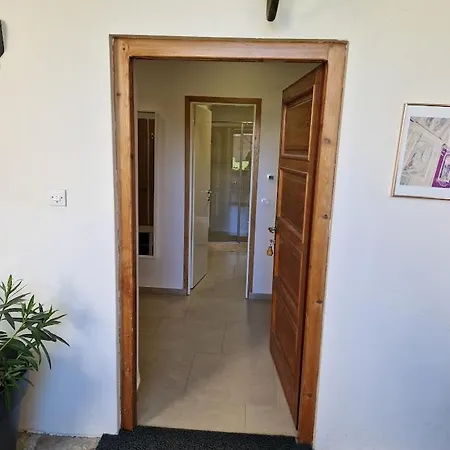 Apartment Dom Nazaret *