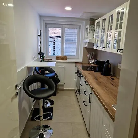 Dom Nazaret Apartment