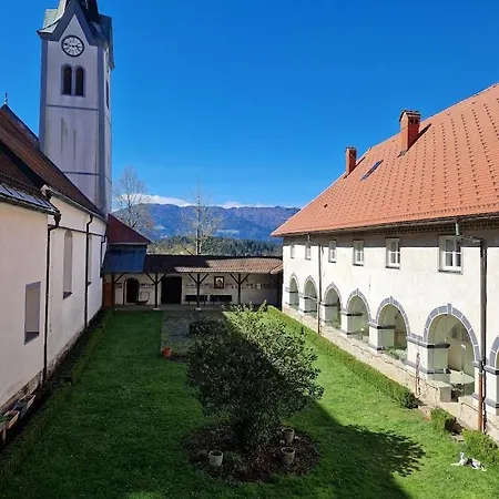 Dom Nazaret Nazarje
